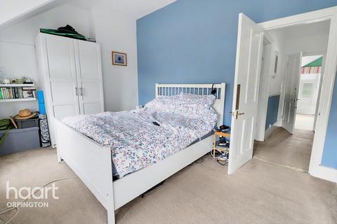 2 bedroom terraced house for sale, High Street, Orpington