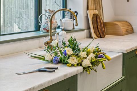 5 bedroom semi-detached house for sale, Rodenhurst Road, London, SW4
