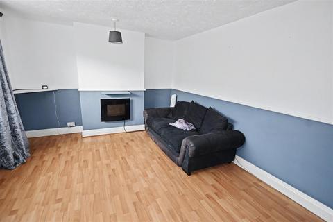 3 bedroom terraced house for sale, Chestnut Walk, Canvey Island SS8