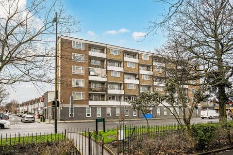 1 bedroom flat to rent, Fulham Palace Road, Fulham, London, SW6