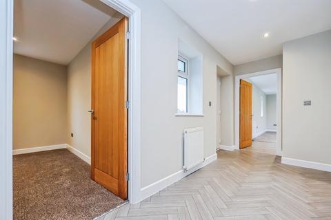 undefined, Roberts Lane, Hucknall, Nottingham