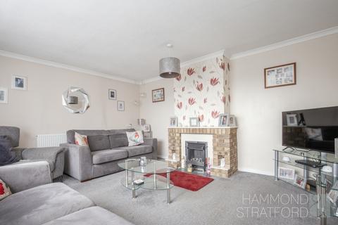 3 bedroom semi-detached house for sale, Halford Road, Attleborough