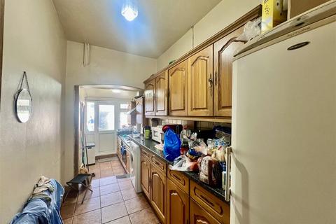 undefined, Cromwell Road, Hounslow TW3
