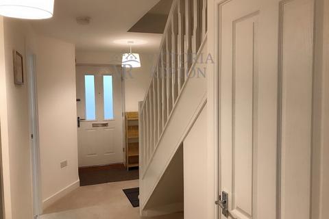 4 bedroom semi-detached house to rent, Edward Parker Road, Stoke Gifford, BS16