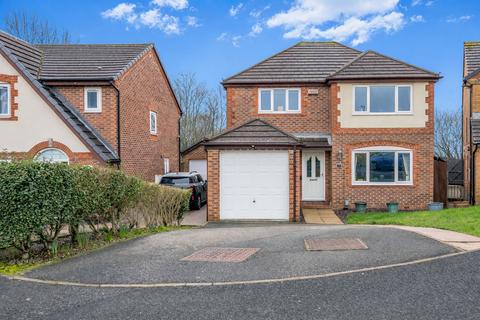 4 bedroom detached house for sale, Owler Meadows, Heckmondwike, WF16
