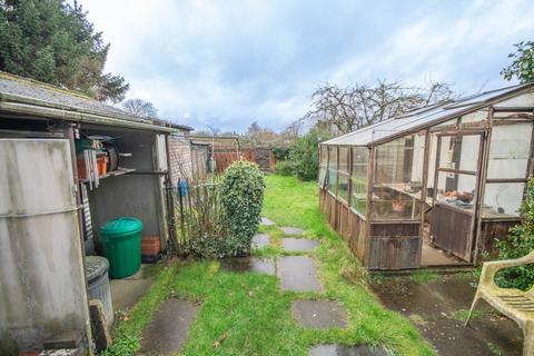 3 bedroom semi-detached house for sale, Hart Close, Hillmorton, Rugby, CV21