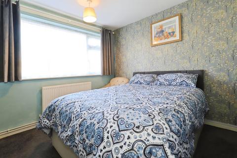 2 bedroom semi-detached house for sale, Highlow Avenue, Kidderminster