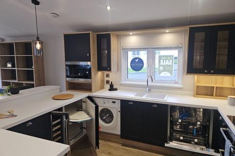 2 bedroom lodge for sale, Preston, Lancashire, PR3