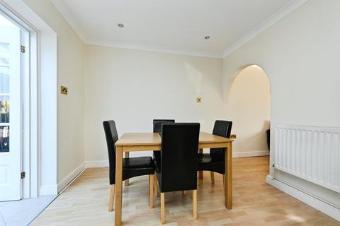 3 bedroom semi-detached house for sale, Alice Fisher Crescent, King's Lynn