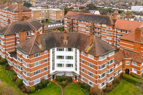 2 bedroom flat for sale, Deanhill Court, Upper Richmond Road West, London