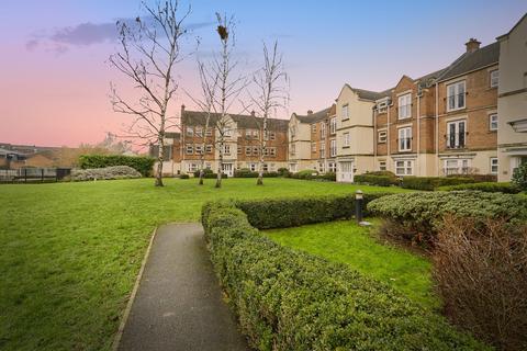 Whitehall Croft, Leeds