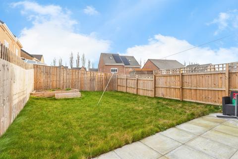 undefined, Needle Close, Wakefield