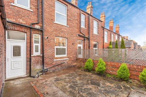 undefined, Clifton Place, WAKEFIELD