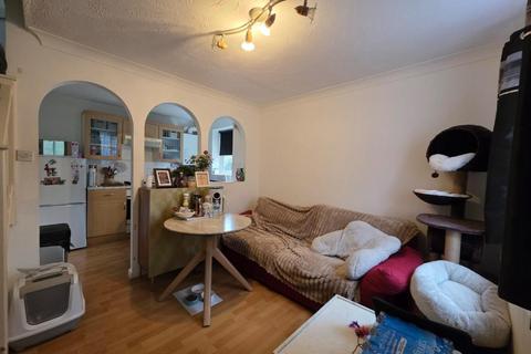 undefined, Swinford Hollow, Northampton NN3