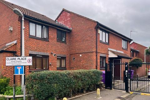 2 bedroom terraced house to rent, Claire Place, London, E14