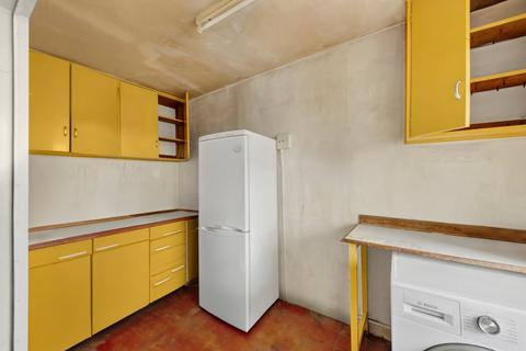2 bedroom flat for sale, Hardington, Belmont Street, London