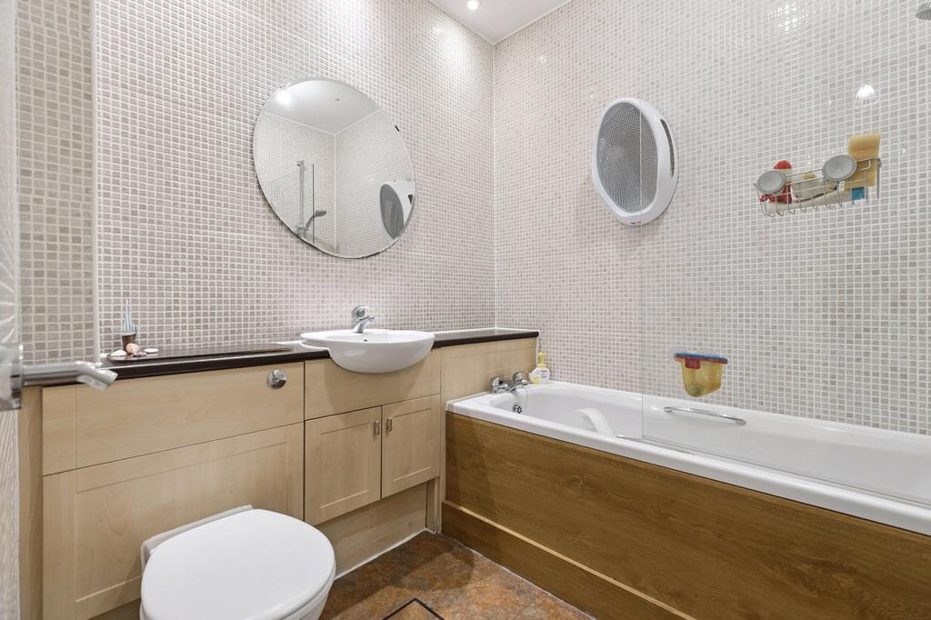 Main Bathroom