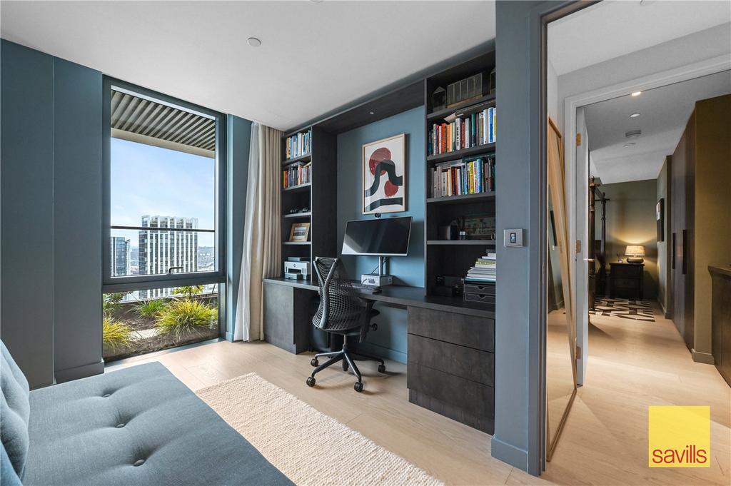Bedroom/Study Area