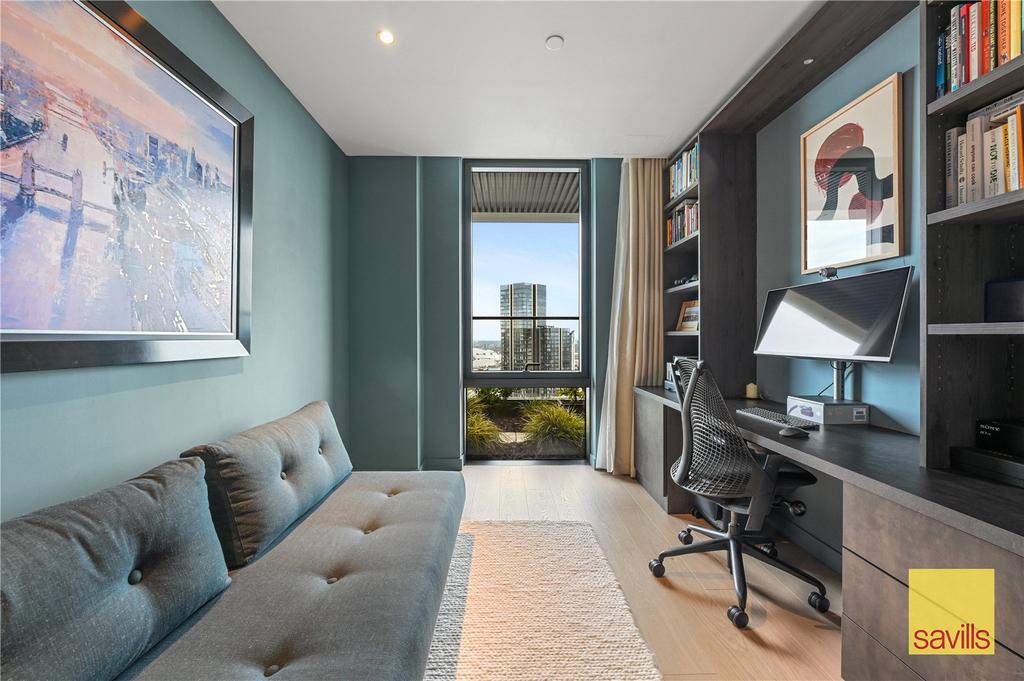 Bedroom/Study Area