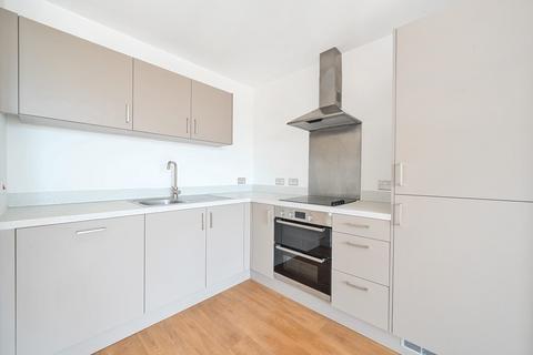 1 bedroom flat to rent, Abbey Road, Barking, IG11