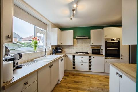 undefined, Austhorpe Avenue, Leeds