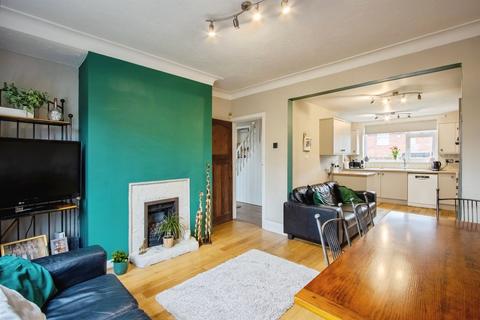 undefined, Austhorpe Avenue, Leeds