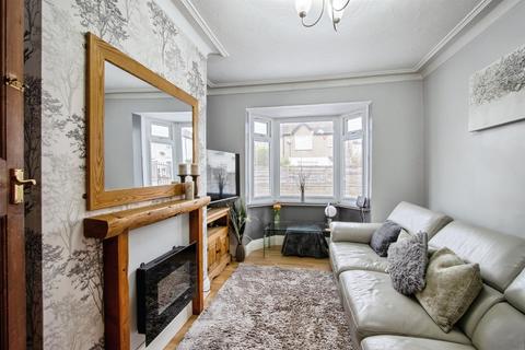 undefined, Austhorpe Avenue, Leeds