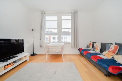 1 bedroom flat to rent, Sinclair Road, London W14