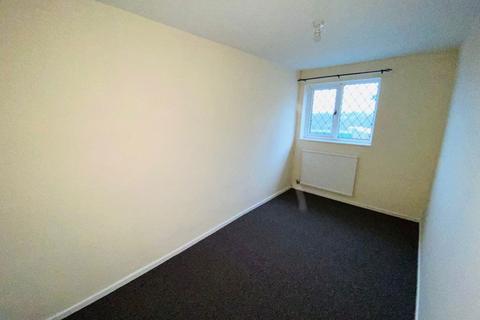 2 bedroom flat to rent, Orchard Parade, Selsey