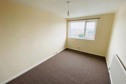 2 bedroom flat to rent, Orchard Parade, Selsey