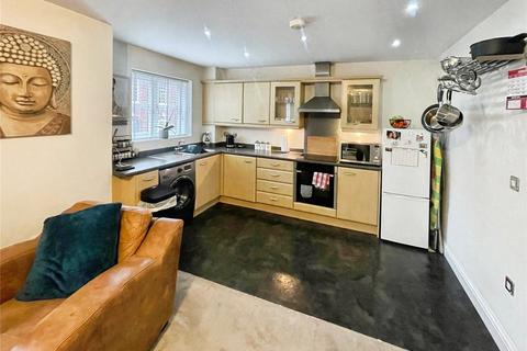 2 bedroom flat for sale, Manor Gardens Close, Leicestershire LE11