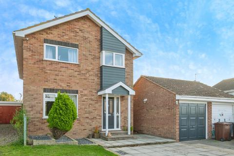 4 bedroom detached house for sale, Barleycroft, Hemsby, GREAT YARMOUTH