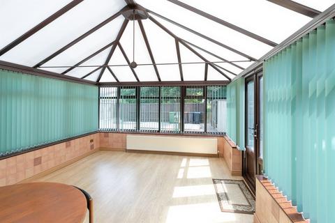 3 bedroom detached bungalow for sale, Simpson, Simpson, Milton Keynes