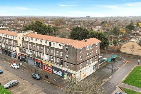 4 bedroom flat for sale, Bexley Road, London