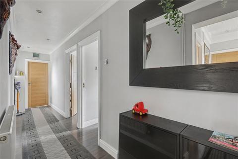 4 bedroom flat for sale, Bexley Road, London