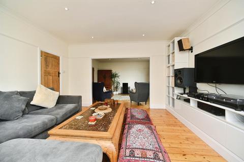 4 bedroom detached house for sale, Rowe Avenue, Peacehaven