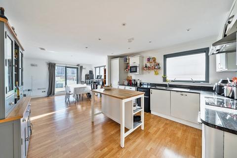 3 bedroom flat to rent, Bell Yard Mews, London, SE1