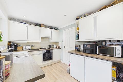 2 bedroom apartment for sale, Snape Hill Crescent, Dronfield, Derbyshire, S18