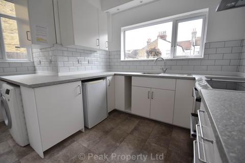 7 bedroom house share for sale, York Road, Southend On Sea SS1