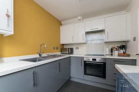 undefined, Exeter EX4
