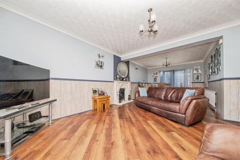 3 bedroom detached house for sale, Pinecroft Rise, Sudbury