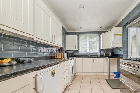 3 bedroom detached house for sale, Pinecroft Rise, Sudbury