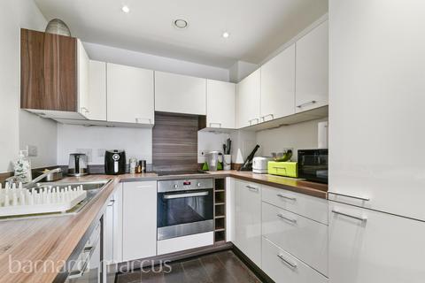 2 bedroom flat for sale, Cabot Close, Croydon
