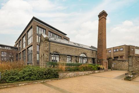 2 bedroom flat for sale, New Retort House, Harbourside