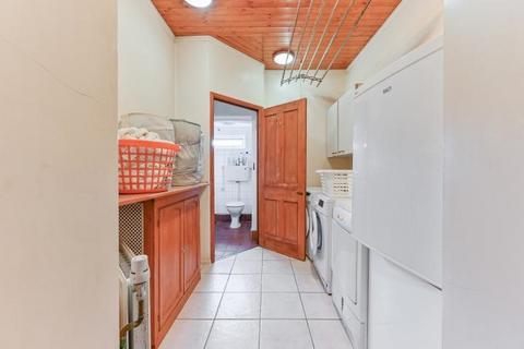 6 bedroom semi-detached house for sale, St Helens Crescent, London, SW16