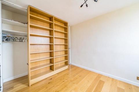 2 bedroom flat for sale, King Charles House, Wandon Road, London, SW6
