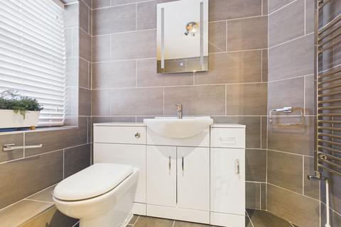2 bedroom flat to rent, Brumby Hall Gardens, Scunthorpe DN17