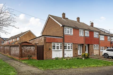 3 bedroom end of terrace house for sale, Youngmans Close, Enfield