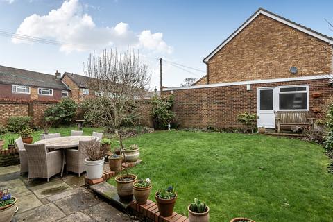 3 bedroom end of terrace house for sale, Youngmans Close, Enfield