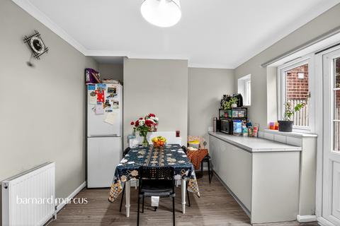 undefined, Cranford Avenue, Staines-Upon-Thames